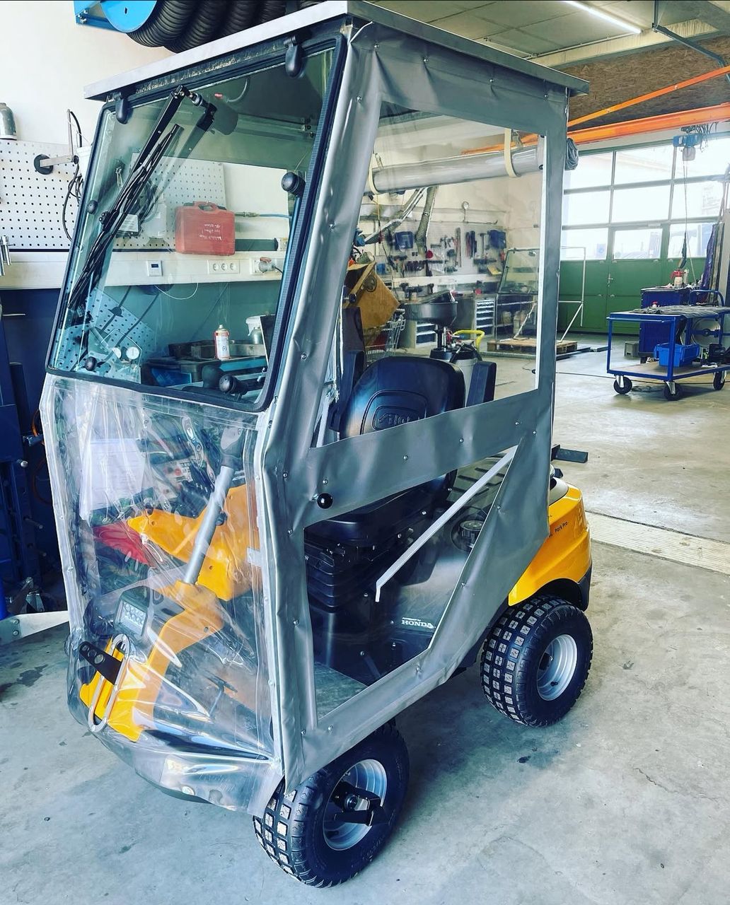 STIGA Park Pro 900 WX for sale at wholesale prices - Image 5