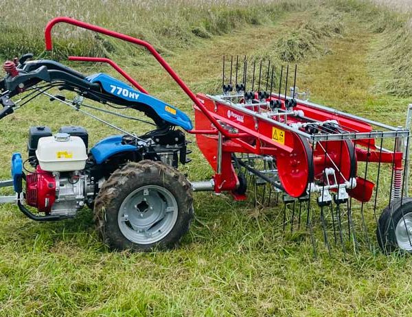 Two wheel mini farm tractor