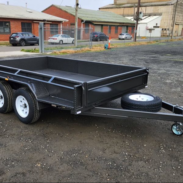 Heavy-Duty Hydraulic Dump Trailer and Heavy-Duty Electric Utility Trailer at moderate prices